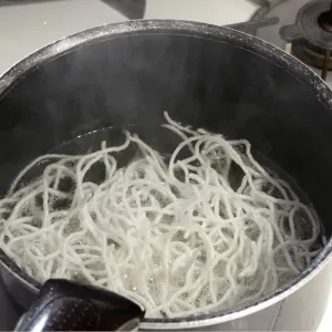 失敗しないビーフン・春雨の揚げ方