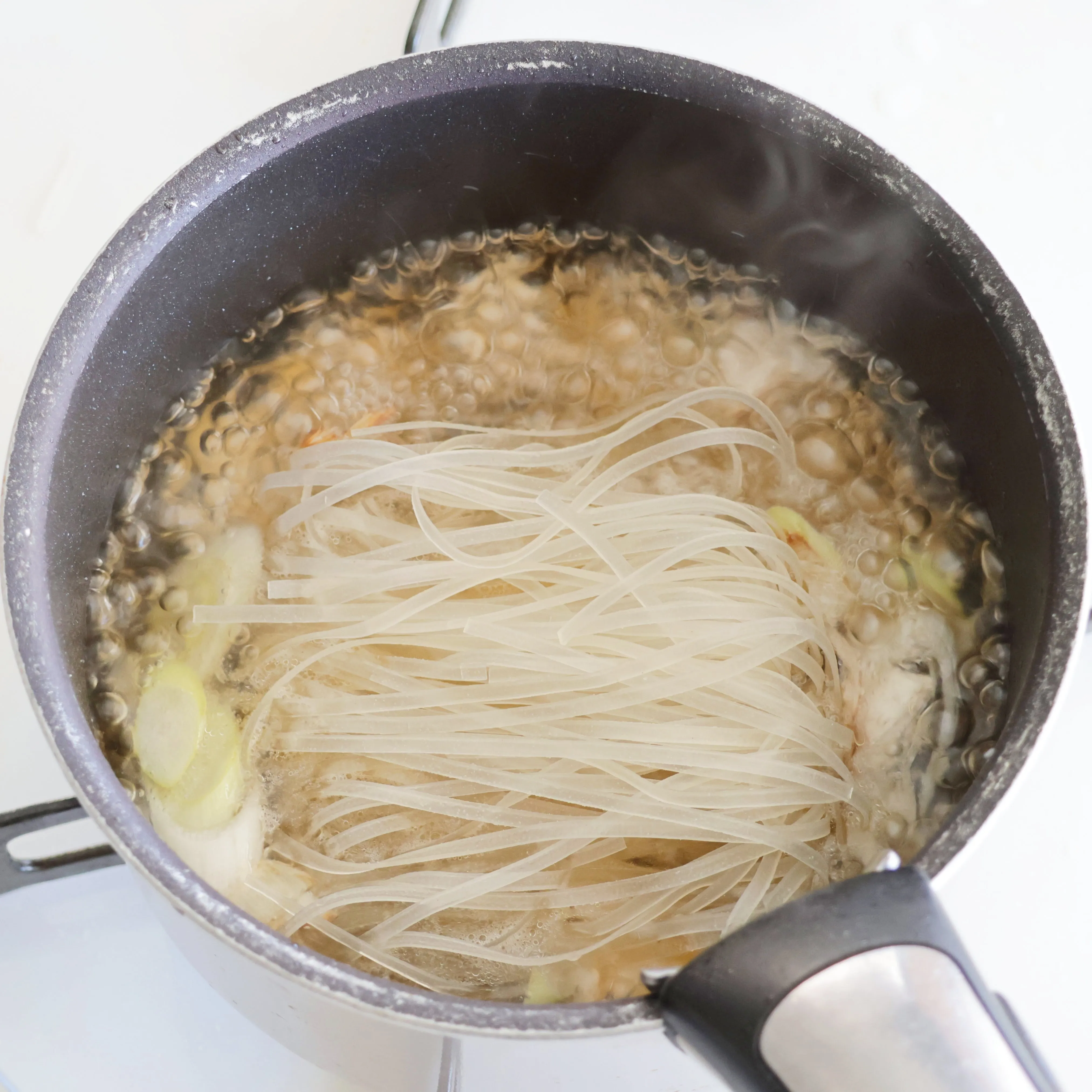 米粉専家 ベトナム風フォーの調理方法