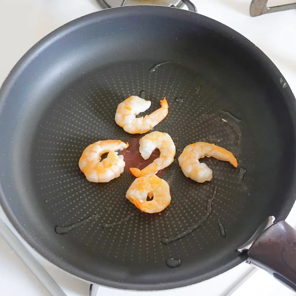 海鮮の旨み引き立つ!ブロッコリーのエビ玉焼ビーフン_作り方