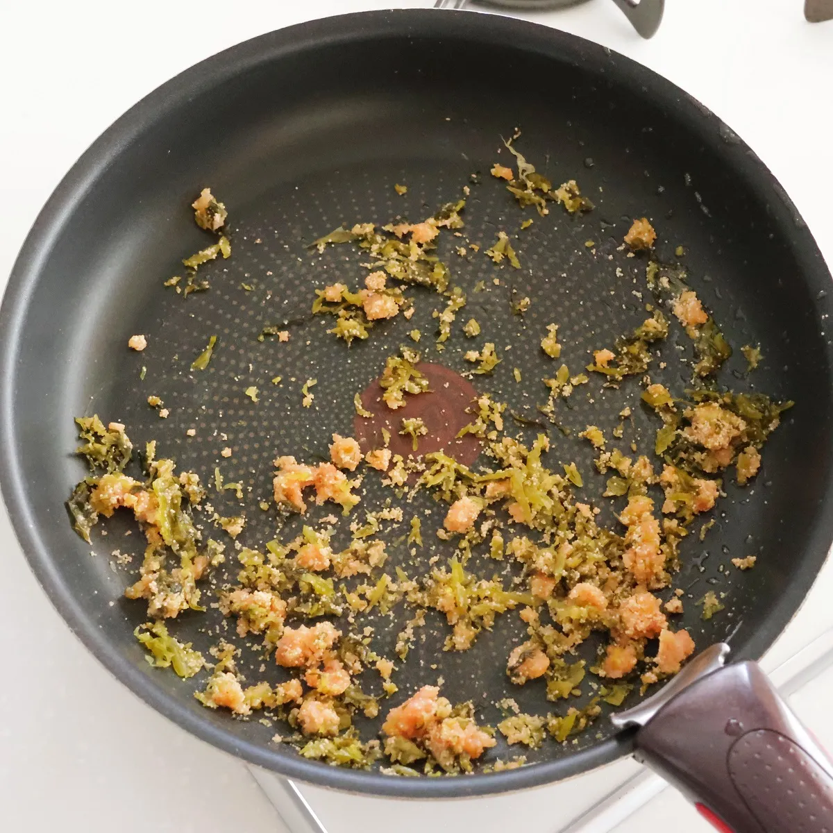 味付けいらずで簡単!めんたい高菜の焼ビーフン_作り方