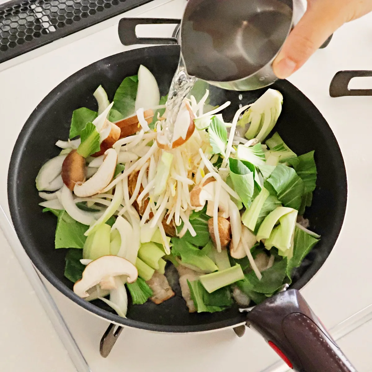 簡単アレンジレシピ!具だくさん上海風焼ビーフン_作り方