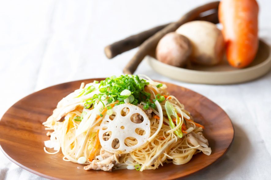 根菜たっぷり！おすすめの焼ビーフンレシピ
