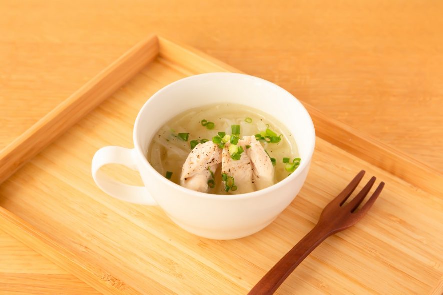 レンジで簡単☆鶏だしカップスープフォー【基本の作り方】