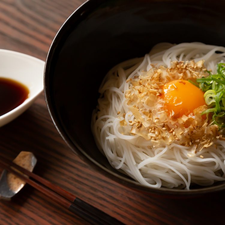 簡単♪ぶっかけ釜たまビーフンのレシピ