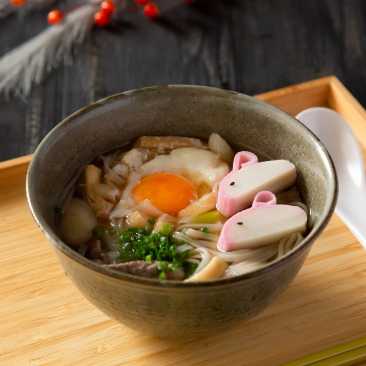 牛肉の旨み出汁が効いたお月見フォー