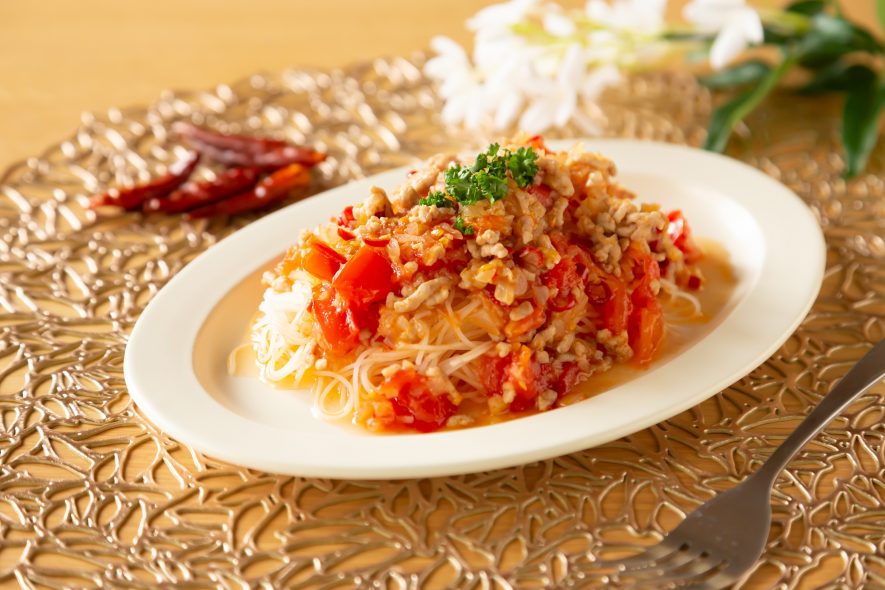 ~タイ風スパイシートマトミートソースで食べる~ アジアンパスタ