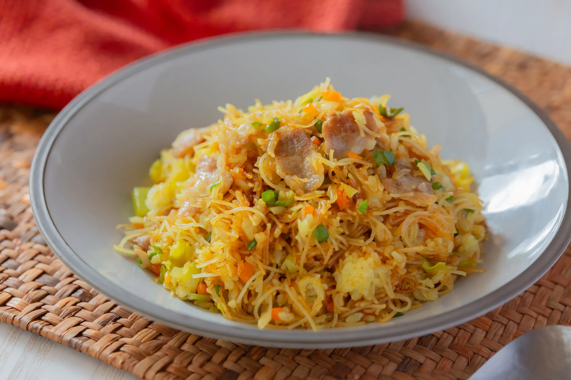 残り野菜で満腹！ケンミンのカレー炒飯