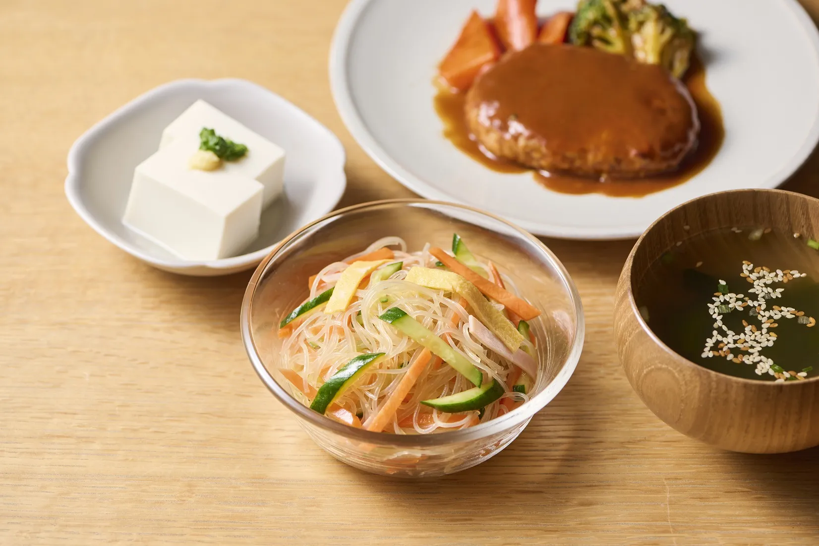 おうちの野菜でもう一品 中華風春雨サラダのレシピ【基本の作り方】