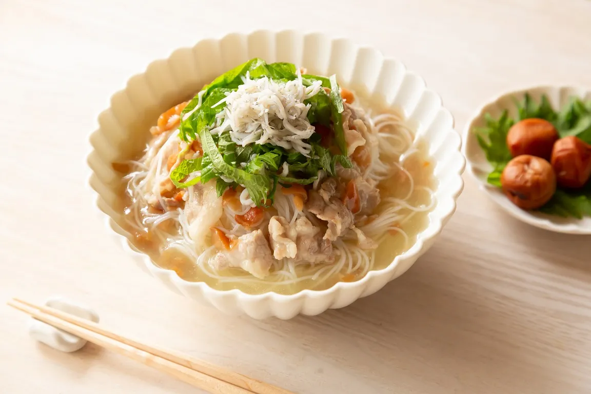 梅じゃこと大葉のあんかけビーフンのレシピ