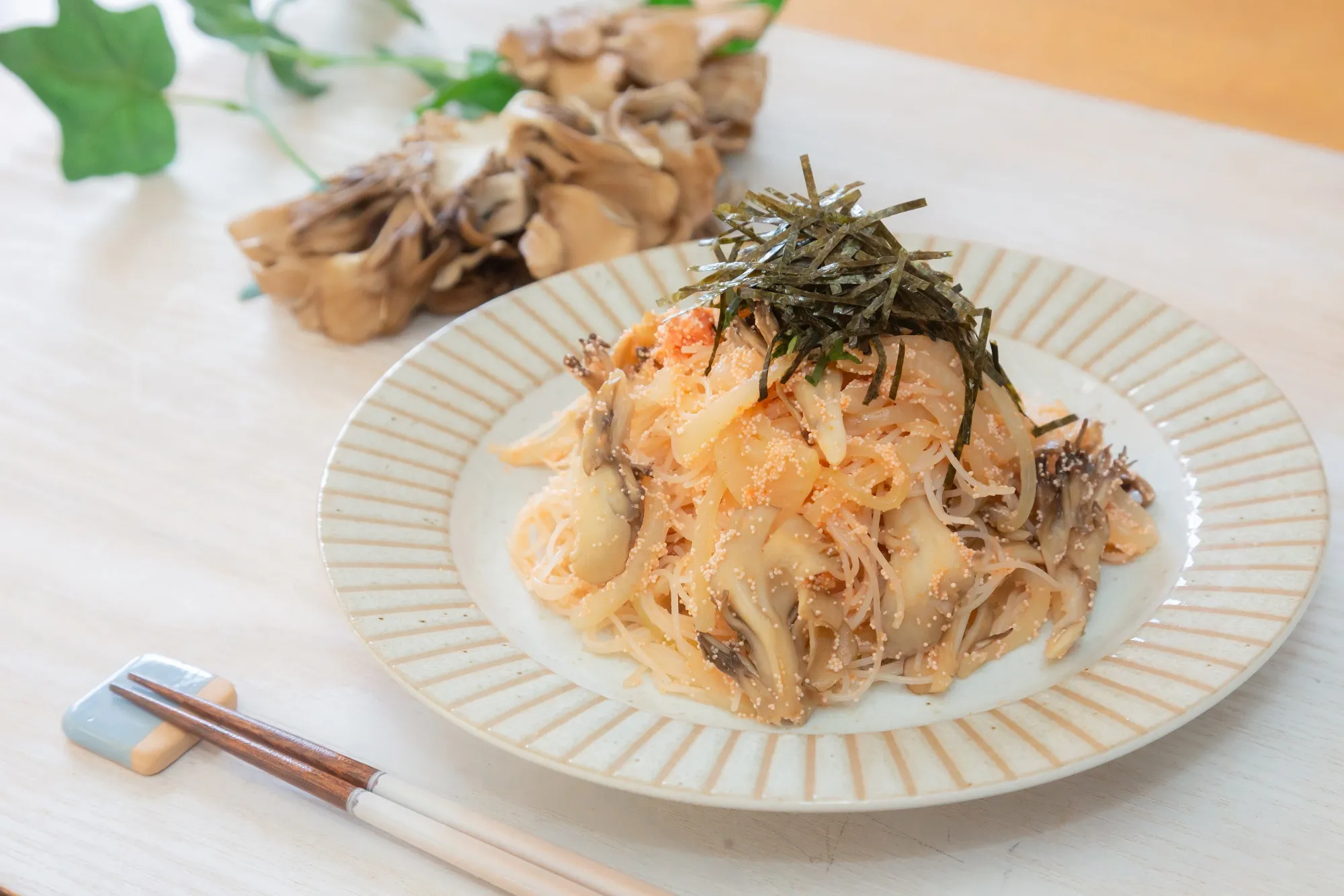 ビーフンでつくる舞茸と明太子の和風レシピ