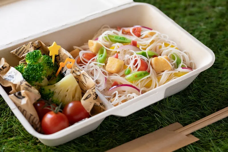 心ほどける春の彩り～梅香る高野豆腐マリネの健美サラダ