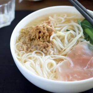 ライスパスタで雲南米線（ミーシェン）