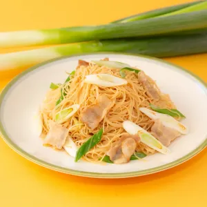 白ねぎ1本使い切り！香ばしねぎの焼ビーフン