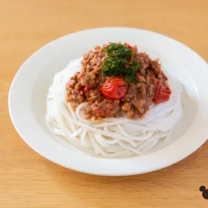 ミッキーマウス / ライスヌードル ミートソースパスタのレシピ