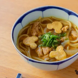 ミッキーマウス / ライスヌードル カレーうどんのレシピ