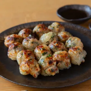 たこ焼き器でつくる！ 包まないライスペーパー餃子