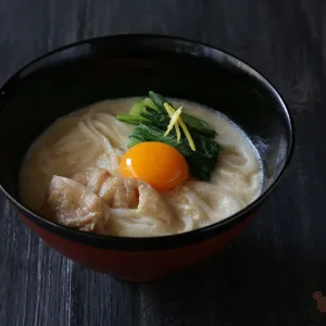 グルテンフリーの豆乳親子うどん