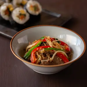ボリューム満点！彩り野菜のプルコギ春雨