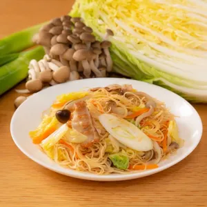 鍋野菜たっぷり焼ビーフン