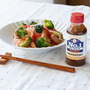 ドリームNo.1ソースで簡単アレンジ♪ソーセージとたっぷり野菜の焼ビーフン