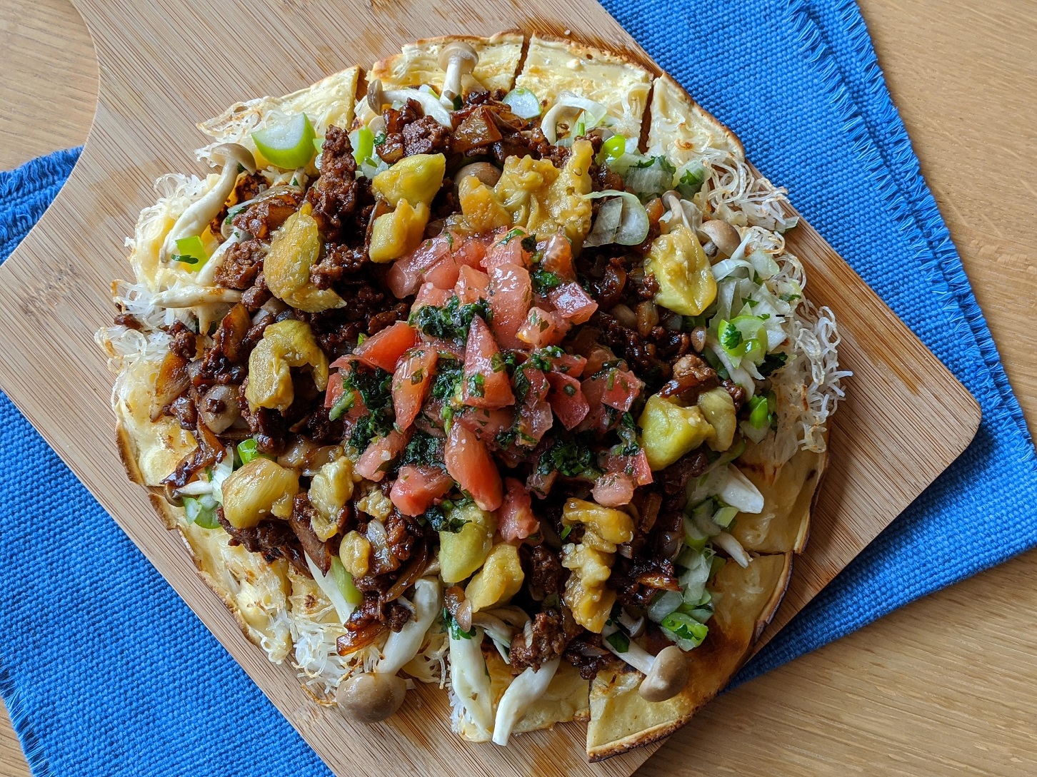 ビーフン入りクレープタコスのクアントロで ビーフンのケンミン食品 ビーフン入りクレープタコスのクアントロで ビーフンのケンミン食品