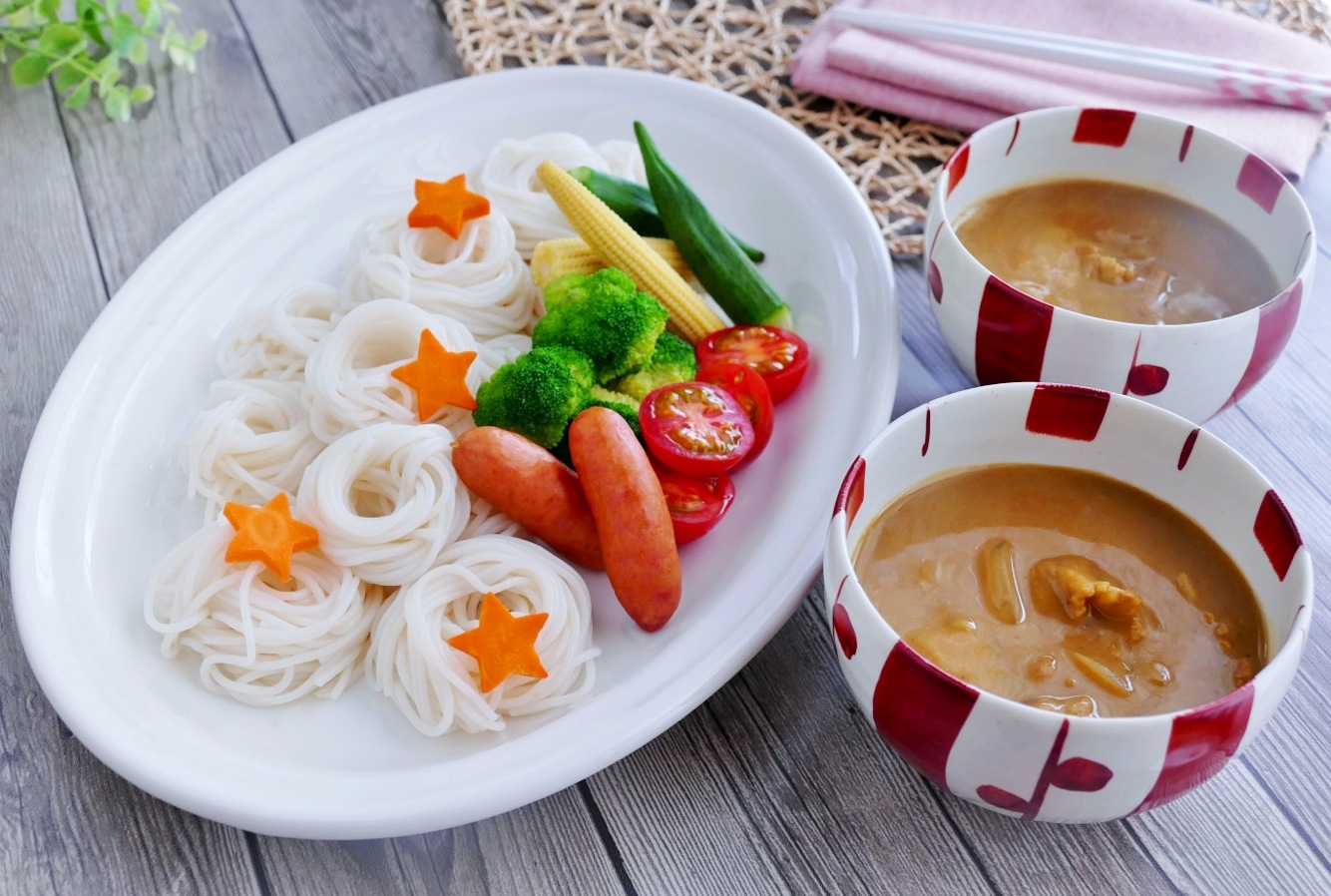 スープカレーつけめん ビーフンのケンミン食品